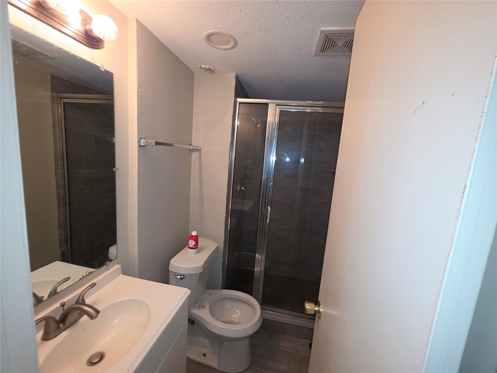 737 Rutgers Drive - Photo 17