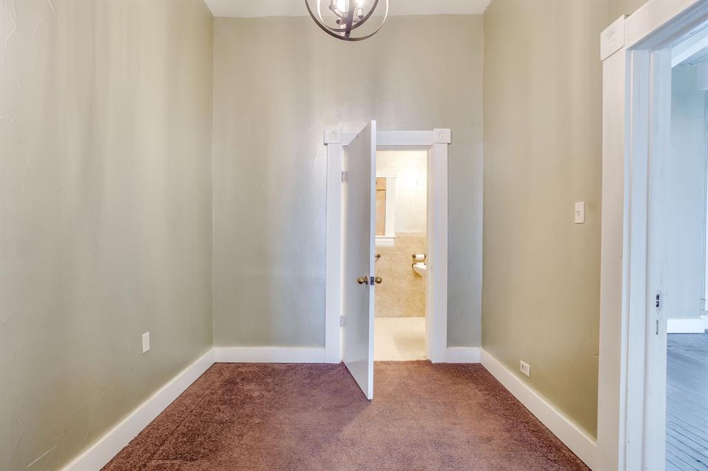 201 N Anglin Street - Photo 23