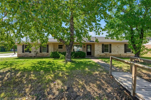 900 N Bunker Drive