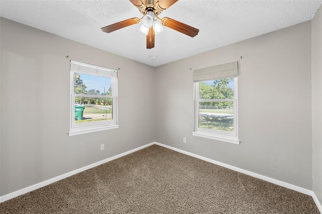 900 N Bunker Drive - Photo 15