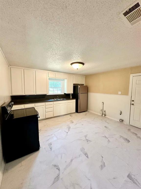 207 Park Street E - Photo 4