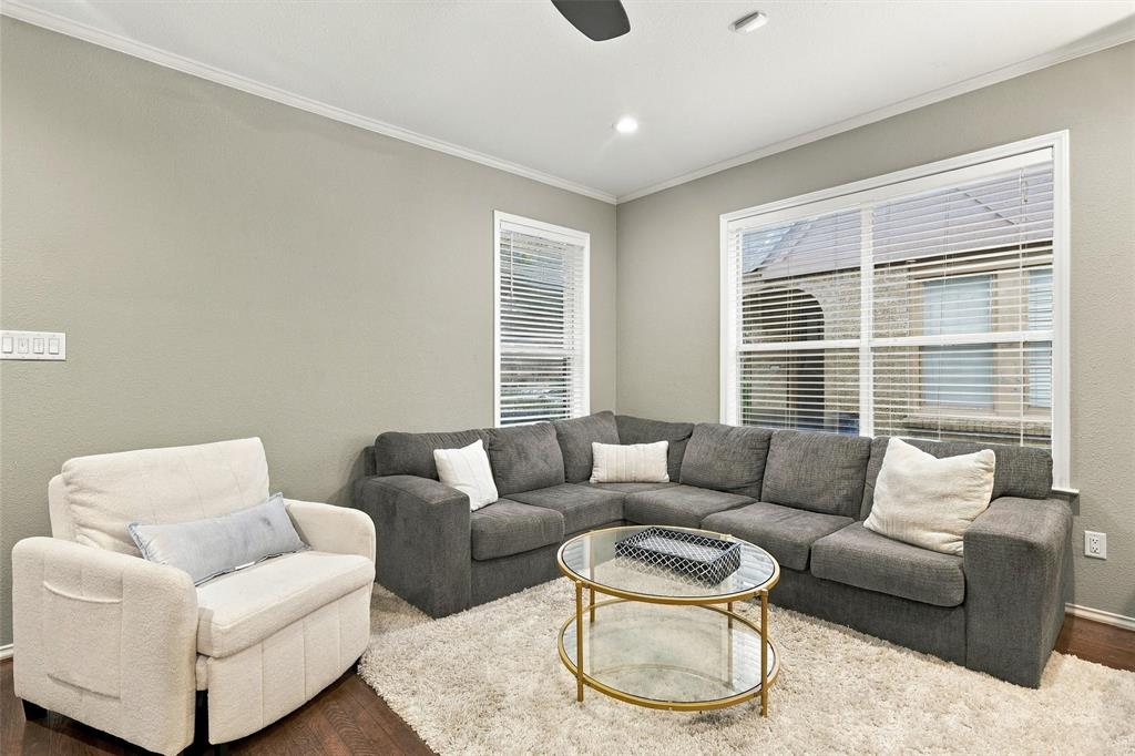 3215 Odessa Avenue - Photo 11