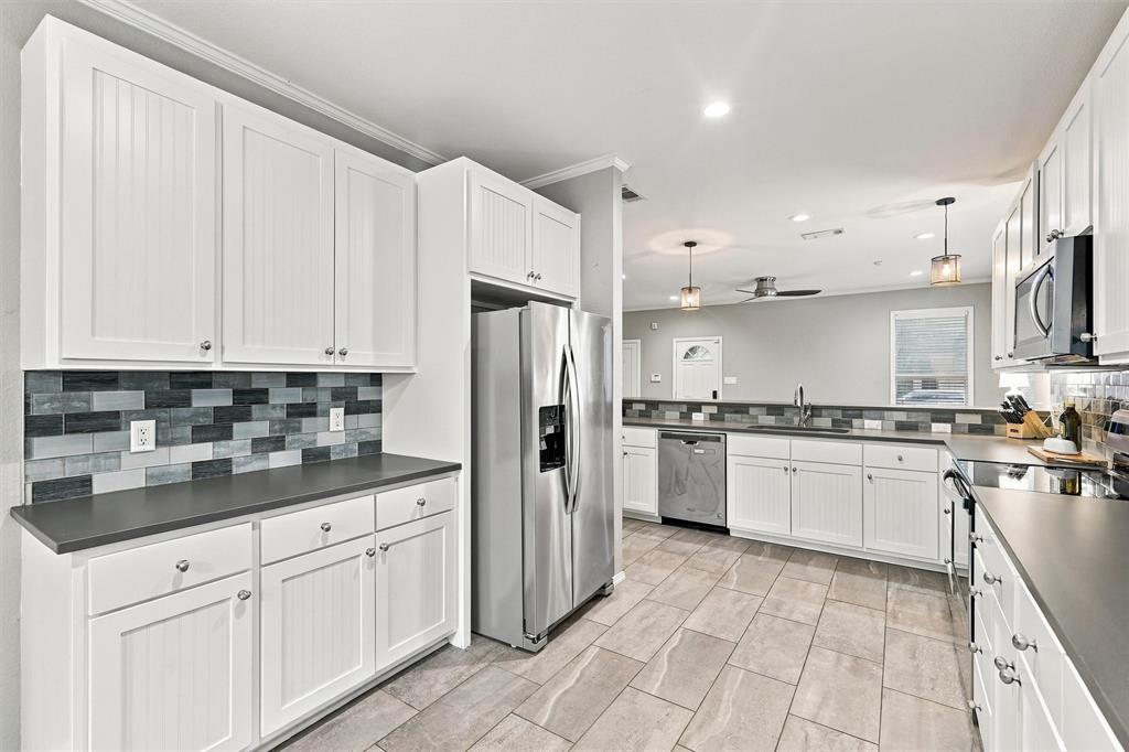 3215 Odessa Avenue - Photo 17