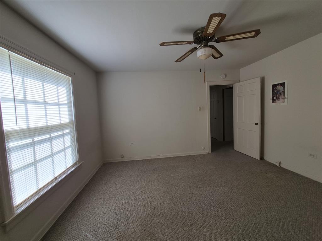 4230 Hillcrest Drive - Photo 12
