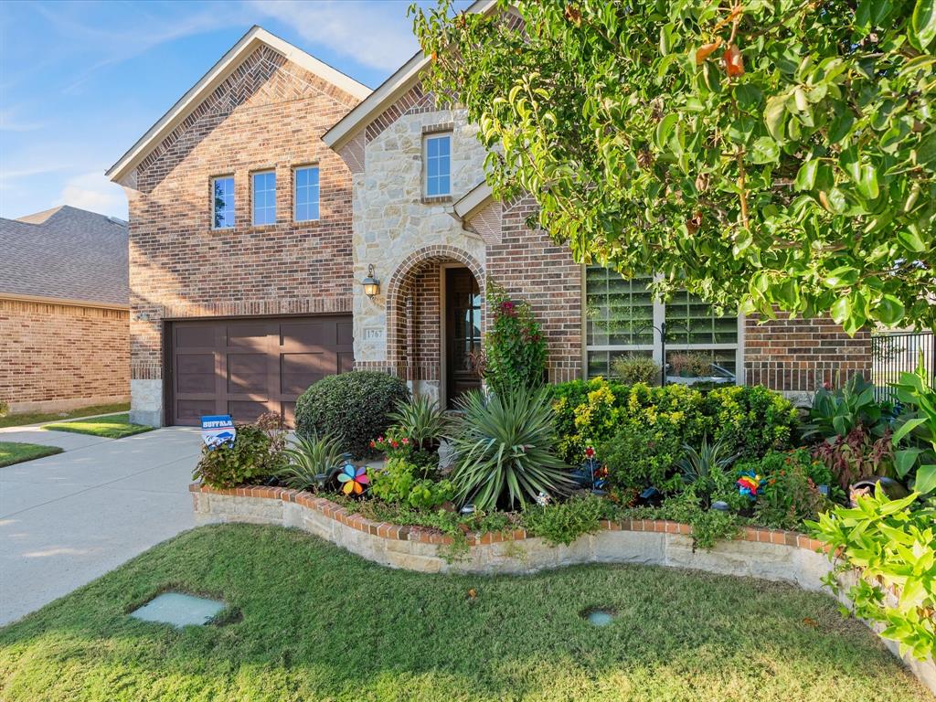 1767 Bluebird Court - Photo 3