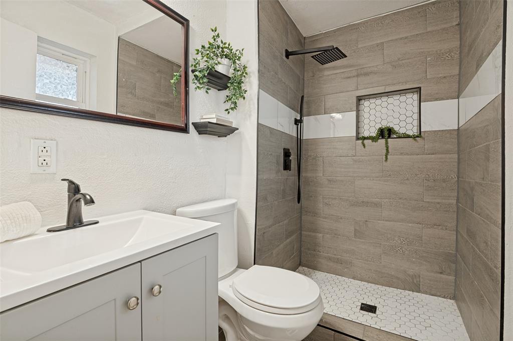 332 Fm 1493 - Photo 19