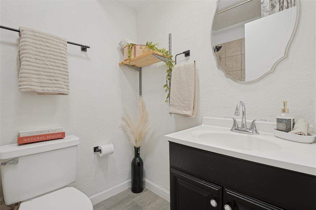 332 Fm 1493 - Photo 20