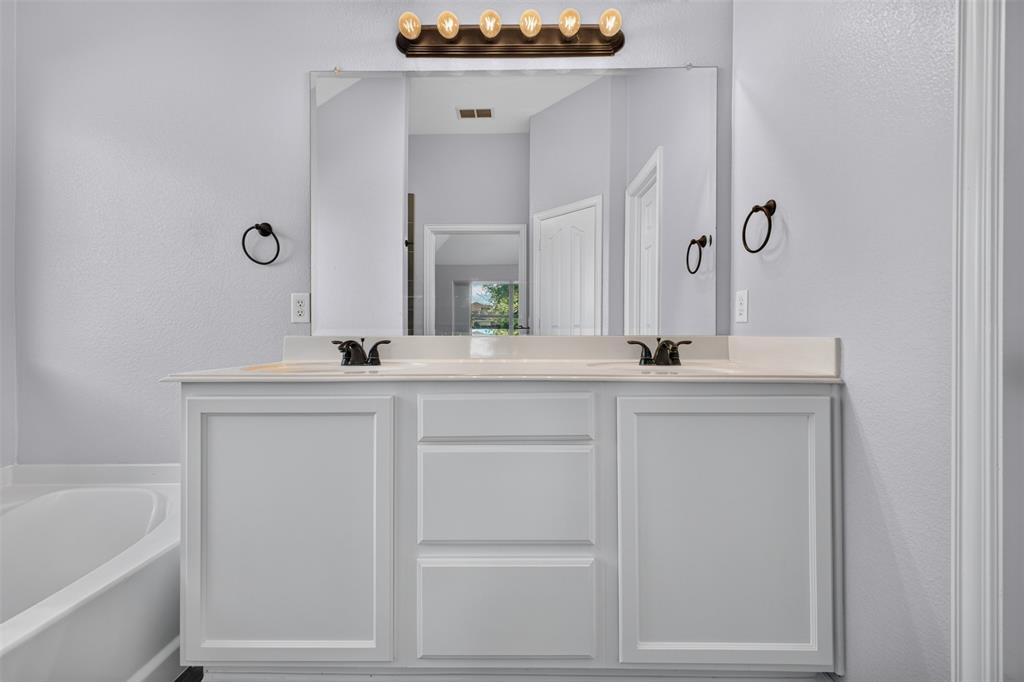 701 Abbey Lane - Photo 19