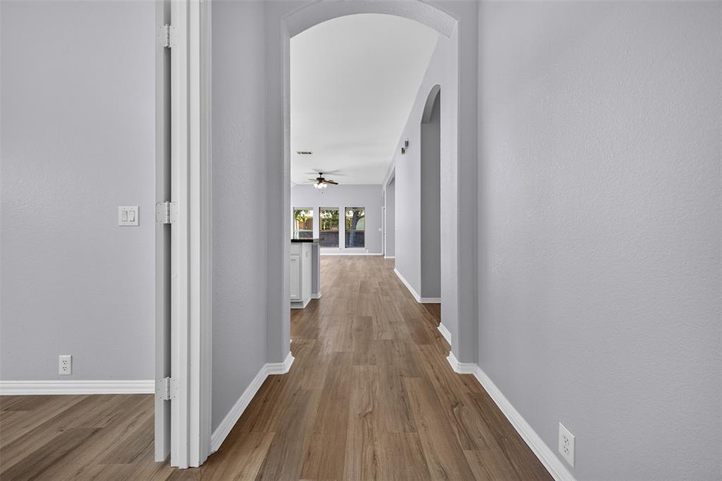 701 Abbey Lane - Photo 7