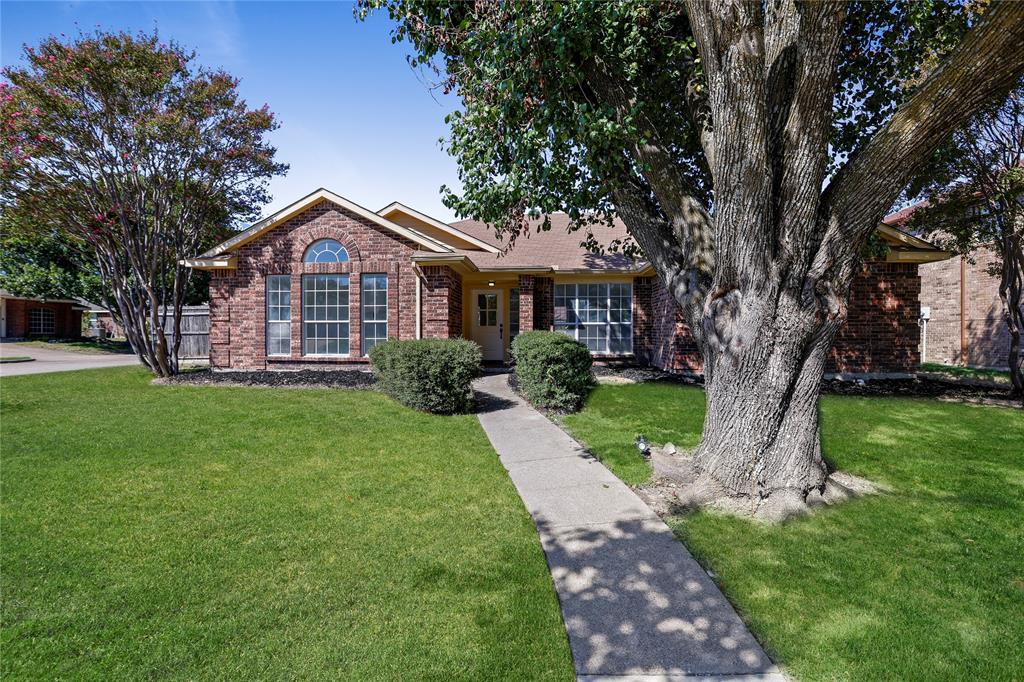 3405 Tulip Lane - Photo 1