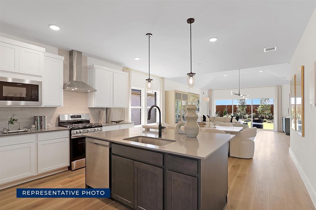 1821 Rosemary Road - Photo 5