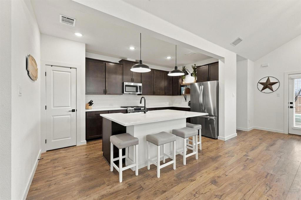 1405 Richardson Street - Photo 2
