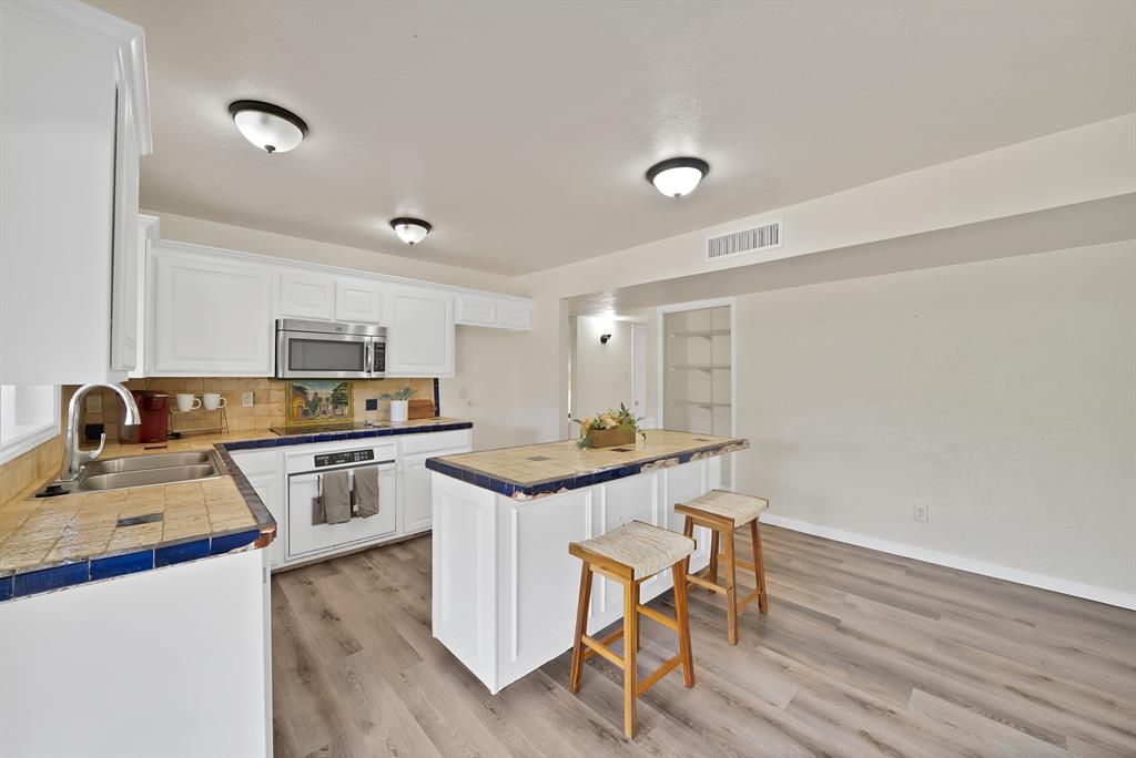 7124 Baird Drive - Photo 10