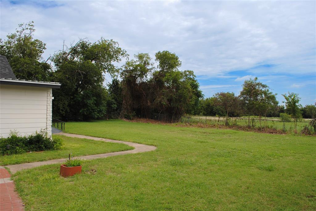11101 China Spring Road - Photo 5