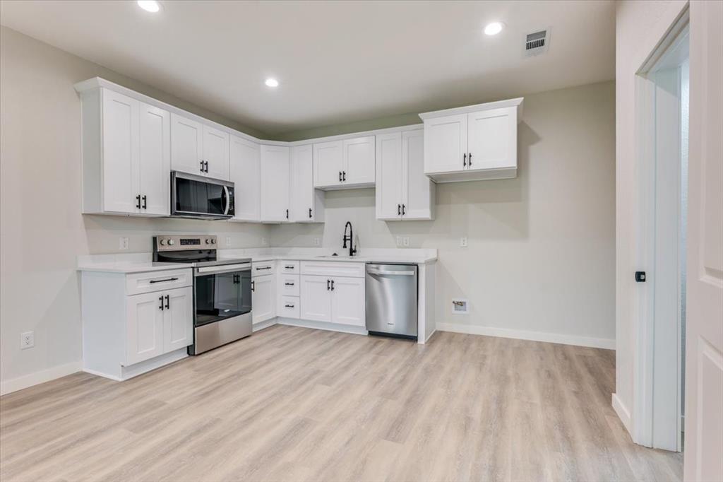 806 N Cates Street - Photo 12