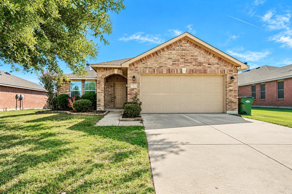 42 Larkspur Drive - Photo 1