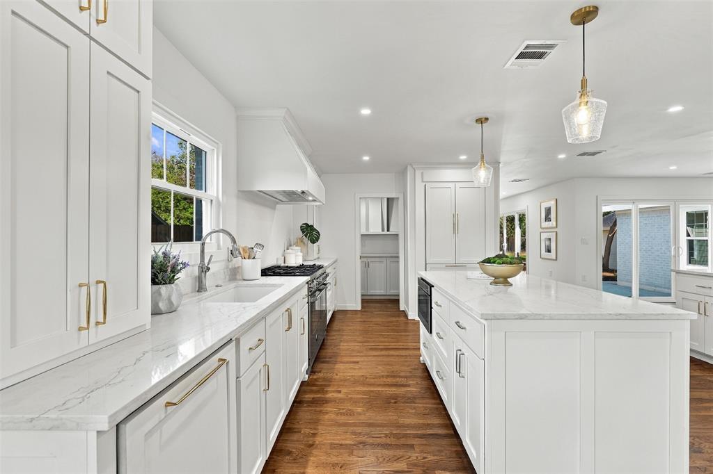 3736 W Biddison Street - Photo 18