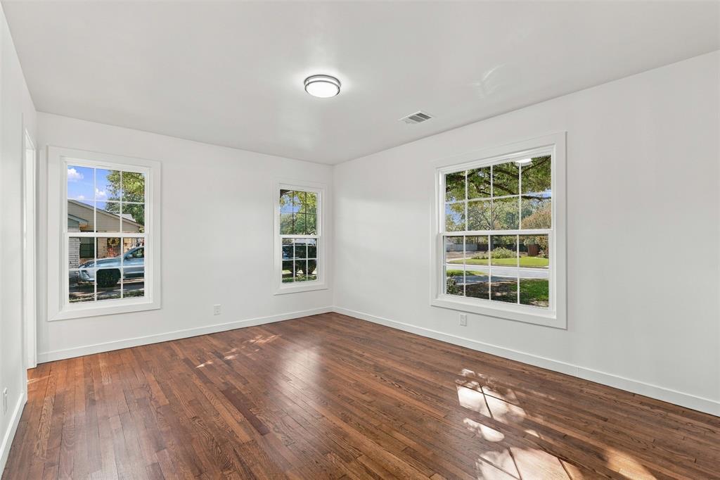 3736 W Biddison Street - Photo 36