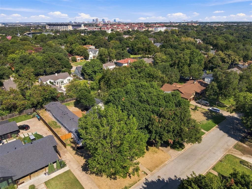 3736 W Biddison Street - Photo 38
