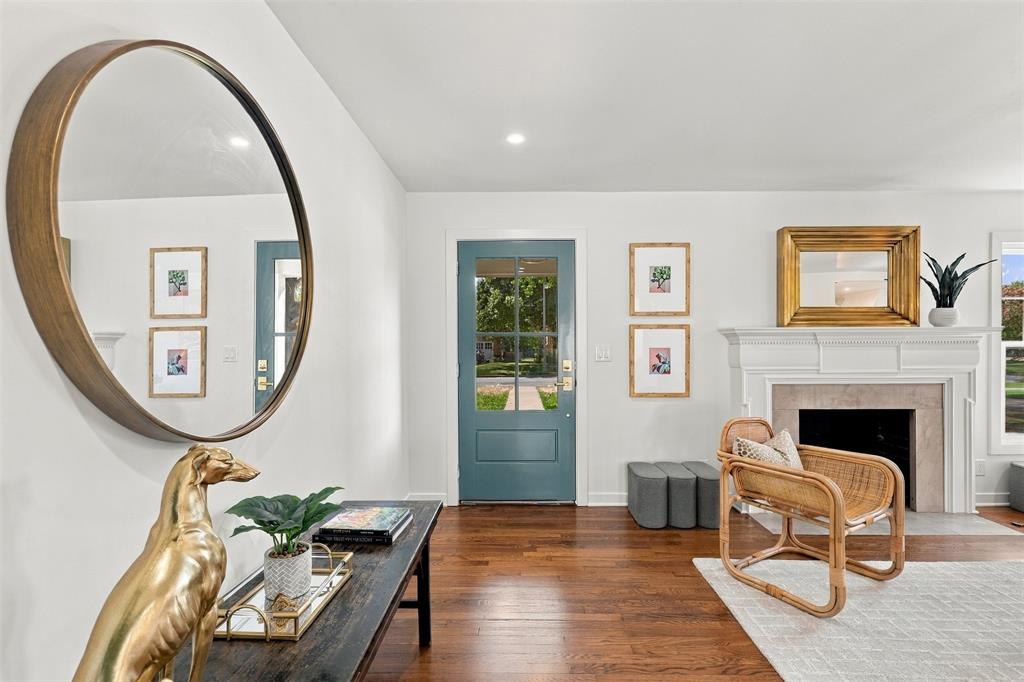 3736 W Biddison Street - Photo 8