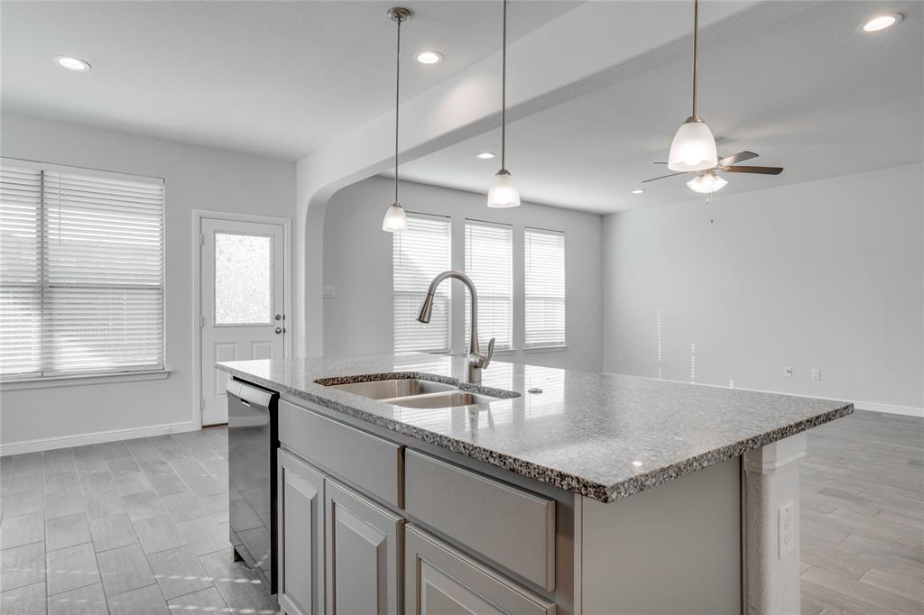1008 Madelia Avenue - Photo 10