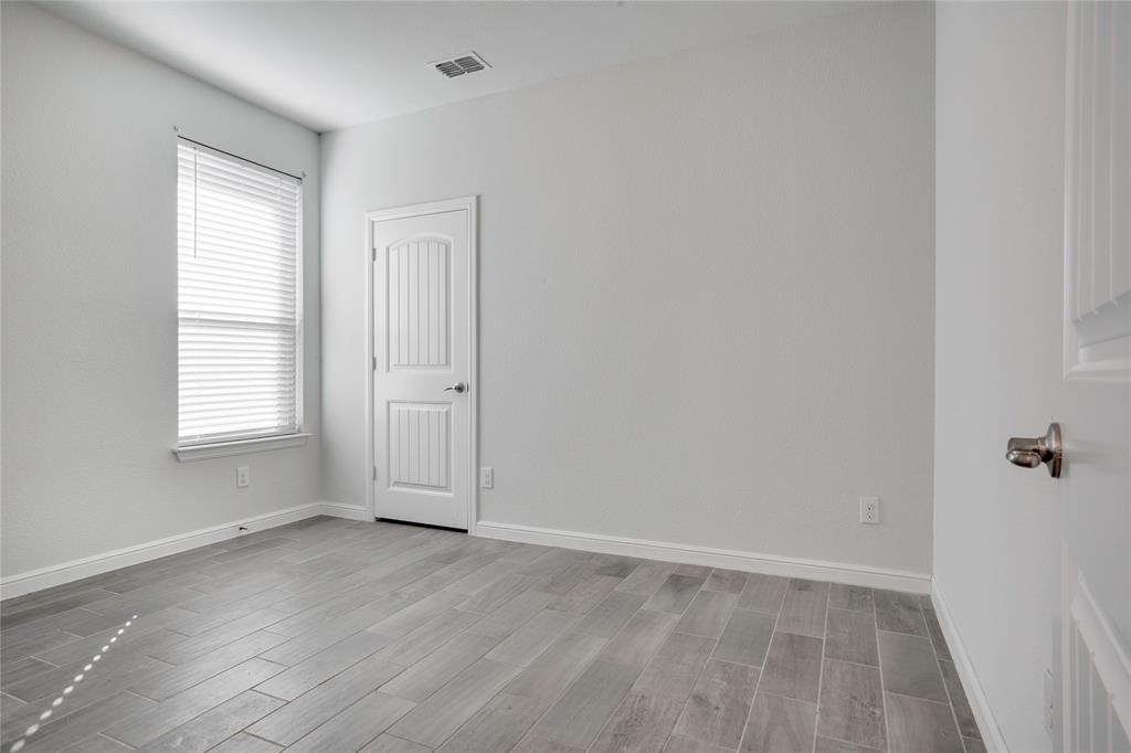 1008 Madelia Avenue - Photo 15