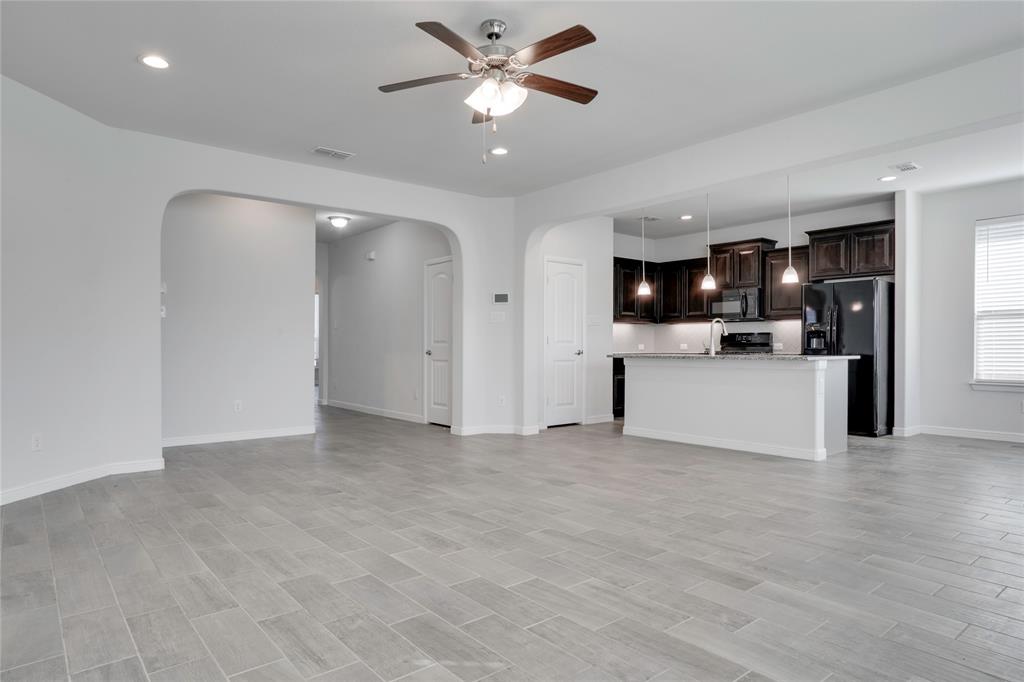 1008 Madelia Avenue - Photo 5