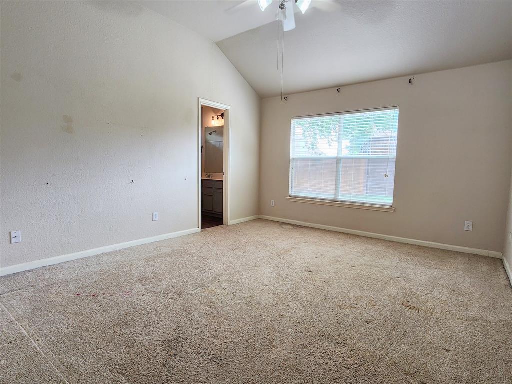 1605 Cardinal Way - Photo 11