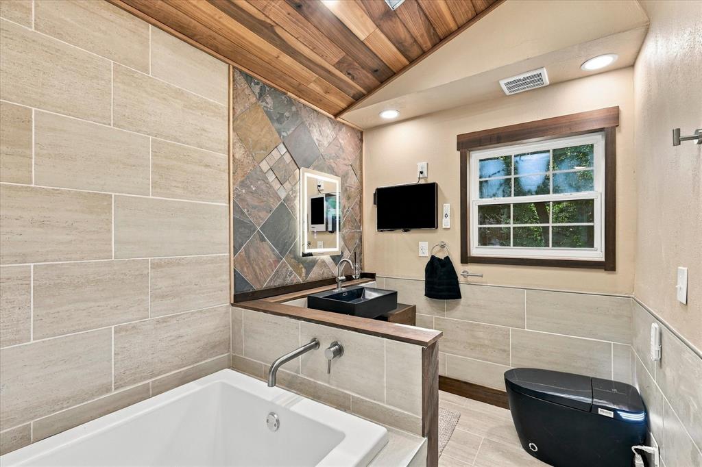 7638 Royal Lane - Photo 23