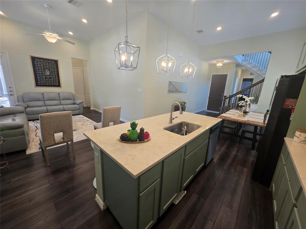 9839 Romo Street - Photo 6