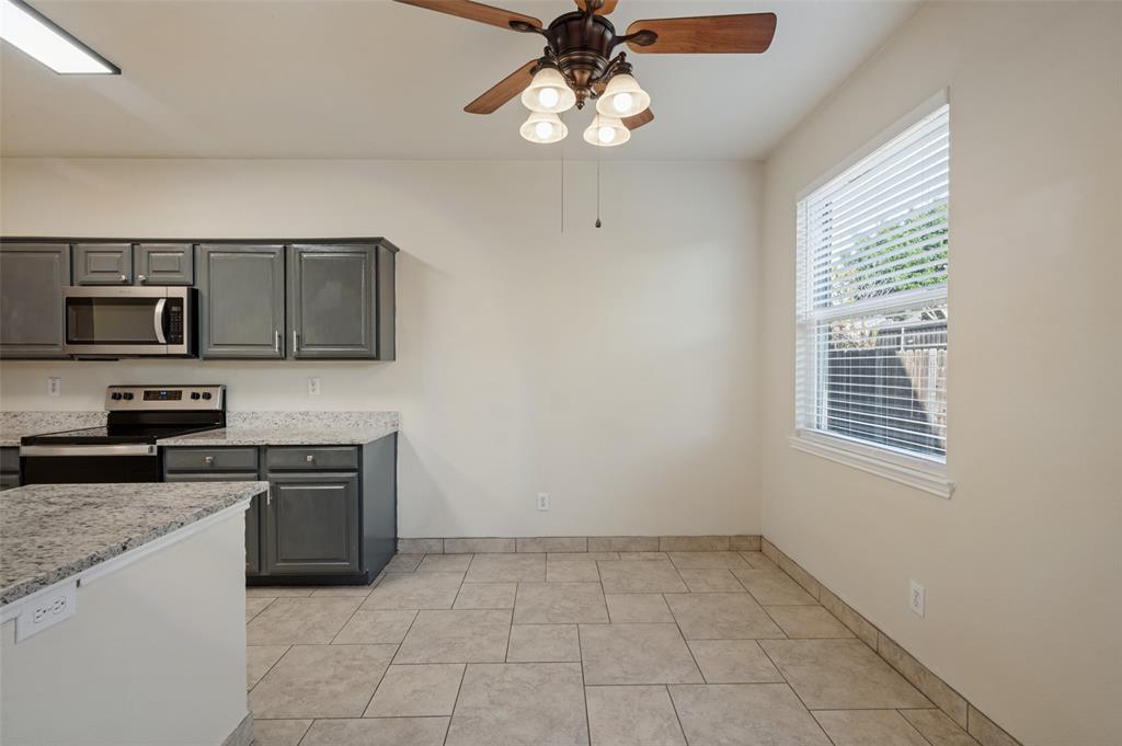 1905 Peppertree Drive - Photo 10