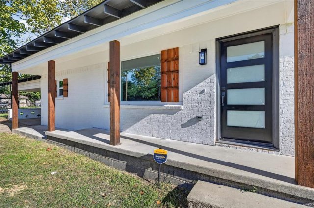 716 Kerry Lane
