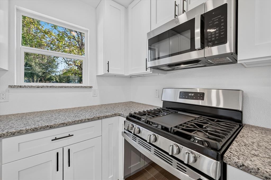 716 Kerry Lane - Photo 13