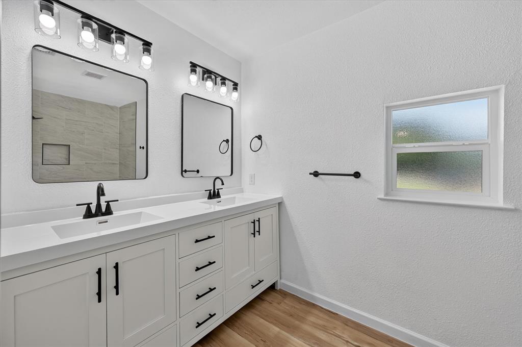 716 Kerry Lane - Photo 17