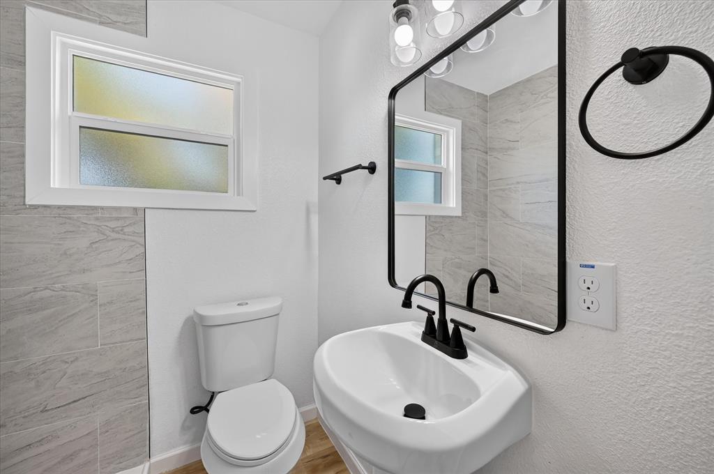 716 Kerry Lane - Photo 19