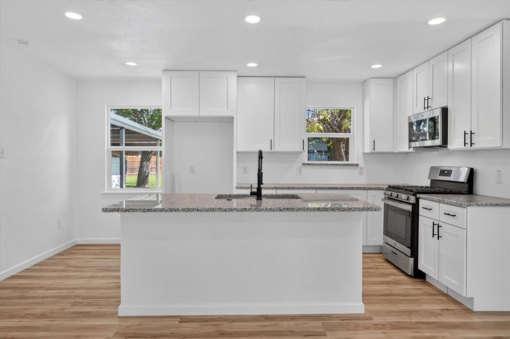 716 Kerry Lane - Photo 9