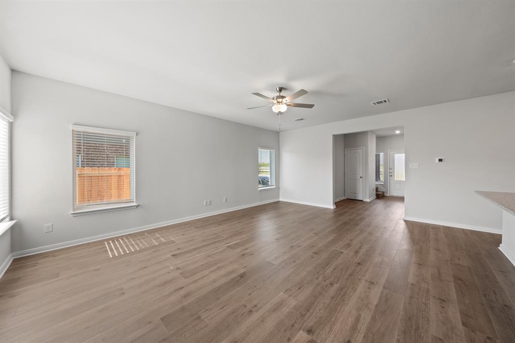 936 Camelia Grove Court - Photo 4