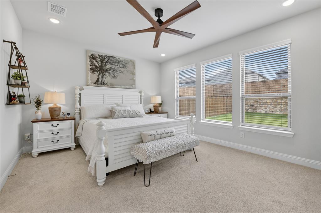 551 Wisteria Street - Photo 12