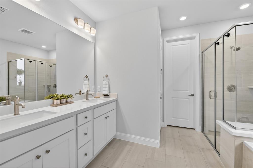 551 Wisteria Street - Photo 15
