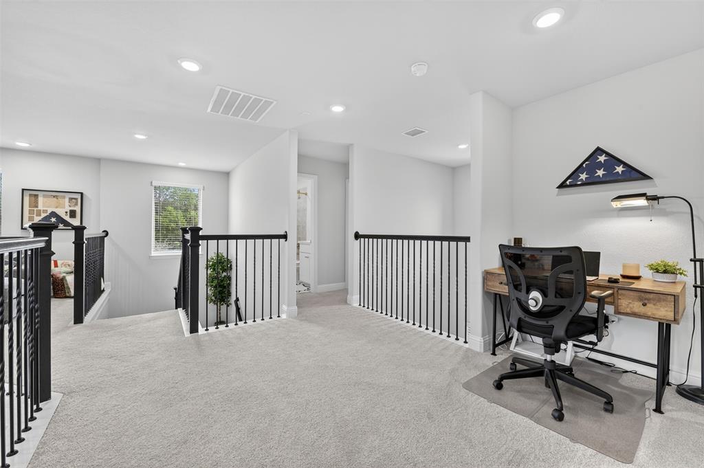 551 Wisteria Street - Photo 26