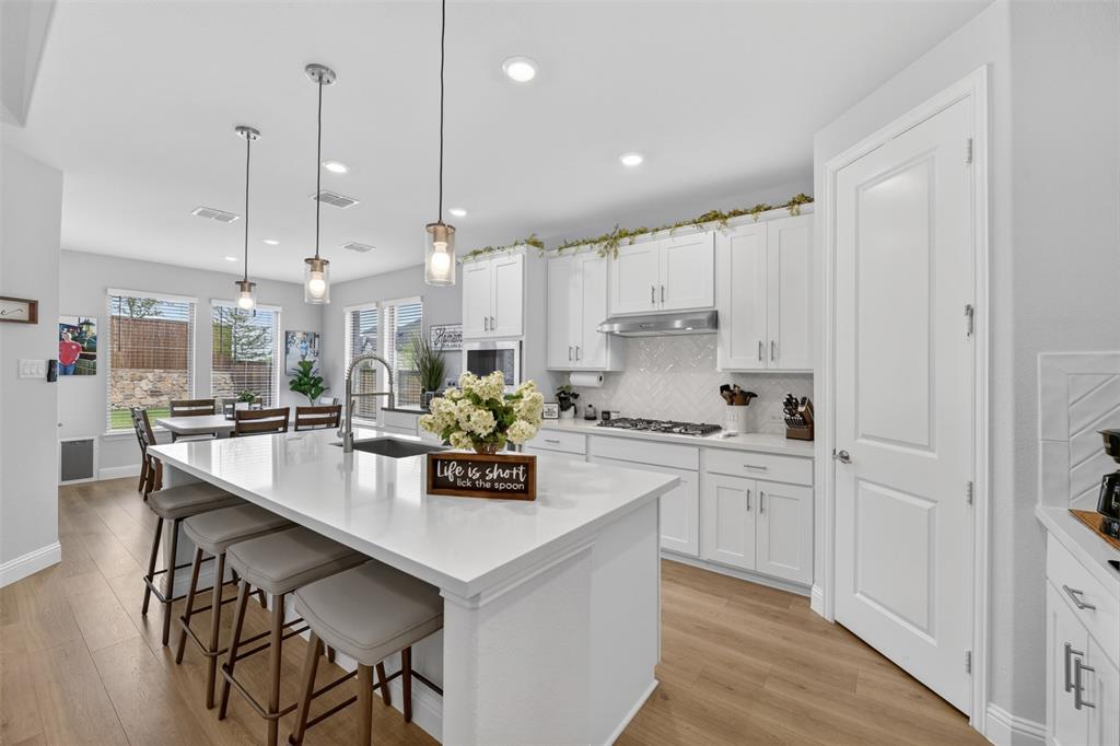 551 Wisteria Street - Photo 6