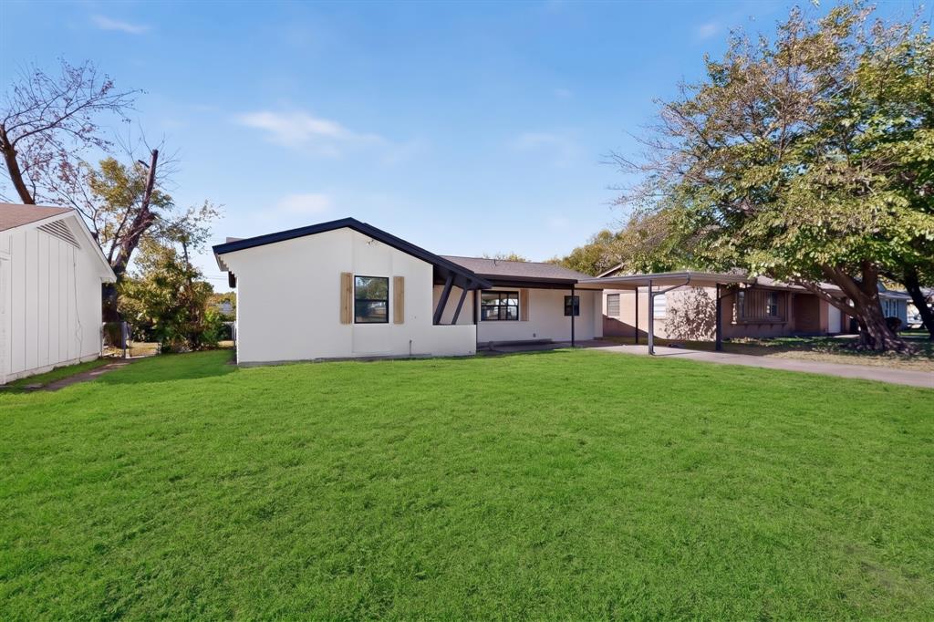 3605 Edgebrook Drive - Photo 1
