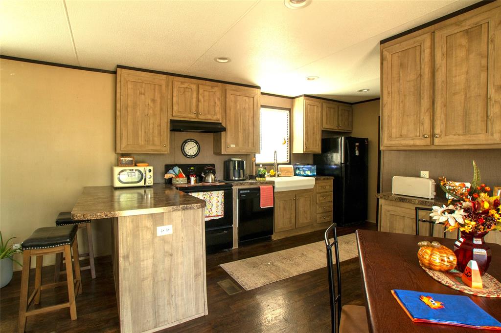 600 E 6th Street - Photo 14