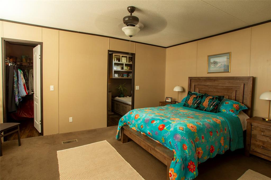 600 E 6th Street - Photo 18