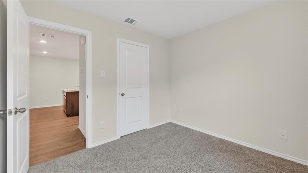 2825 Selfridge Lane - Photo 24