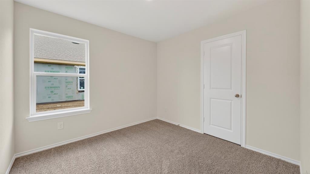 2825 Selfridge Lane - Photo 25