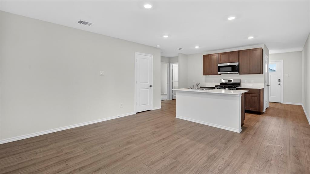 2825 Selfridge Lane - Photo 7