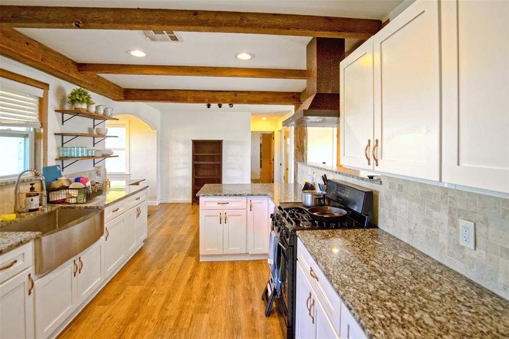 325 & 321 Grassy Way - Photo 12