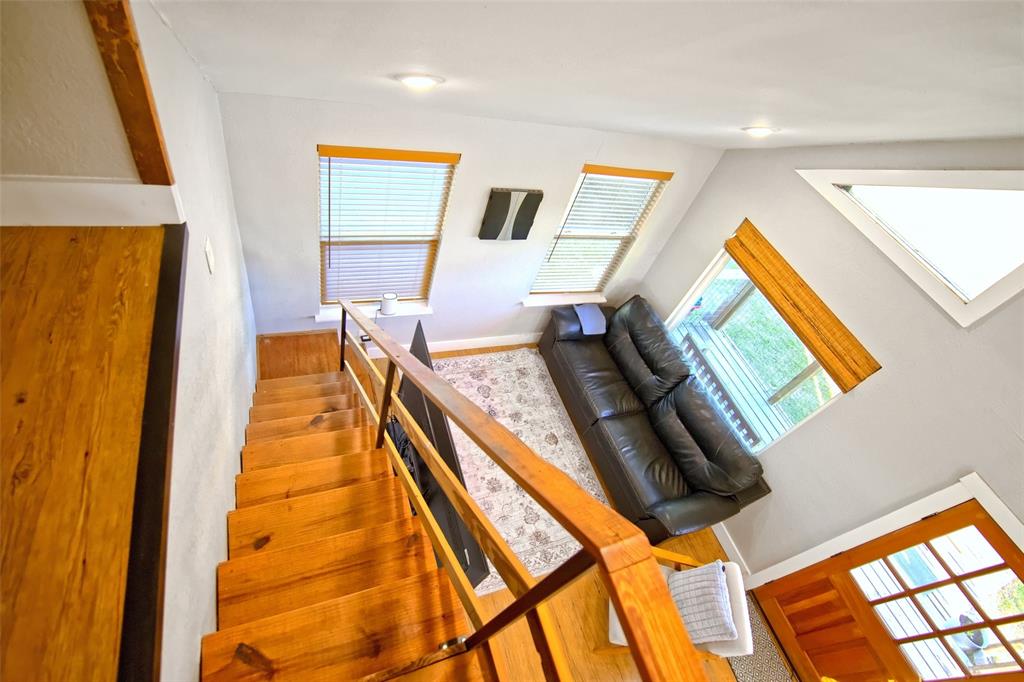 325 & 321 Grassy Way - Photo 32