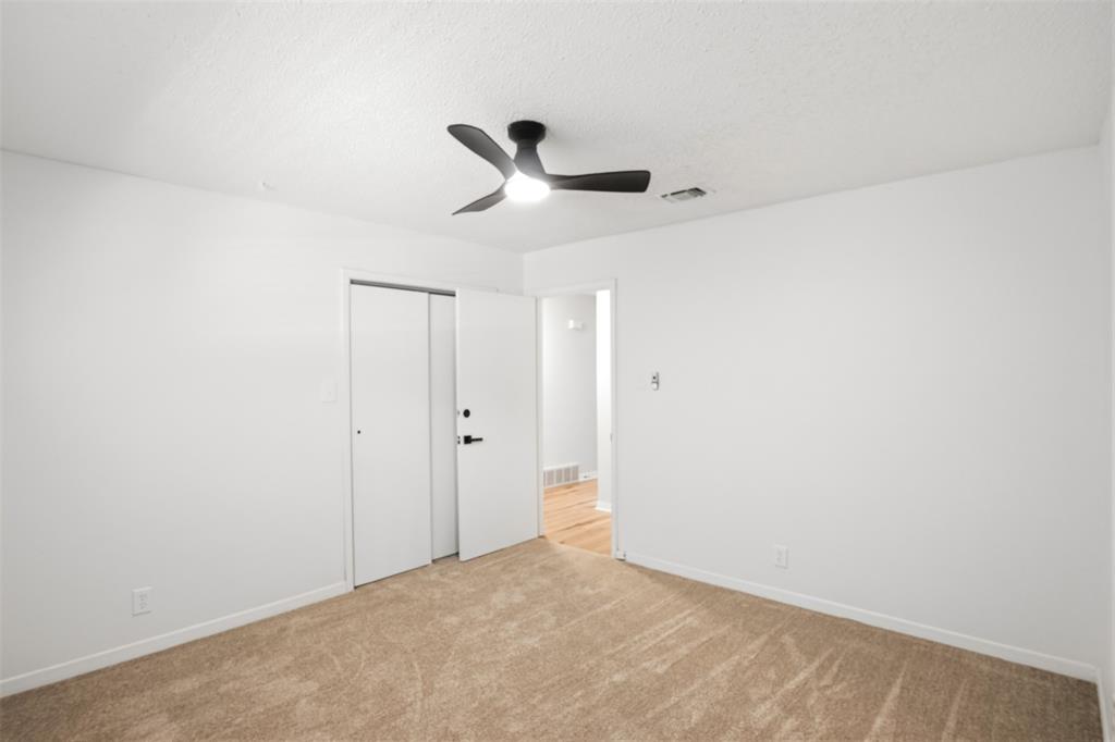 6313 Whitman Avenue - Photo 24